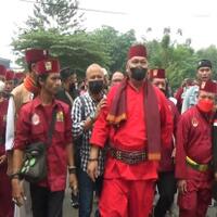 oknum-ormas-hina-suku-betawi-ratusan-jawara-bekasi-datangi-kantor-polisi