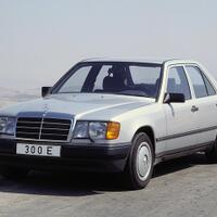 review-mercy-boxer-mercedes-benz-w124-indonesia
