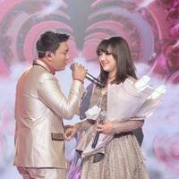lagu-hitz-denny-caknan-di-grand-final-indonesian-idol
