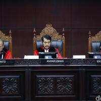 mk-nyatakan-jokowi-harus-umumkan-nasib-pandemi-paling-lambat-akhir-tahun