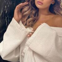 jadi-artis-ini-deretan-transgender-yang-sukses-di-dunia-hiburan