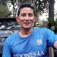 ahok-minta-dibelikan-kendaraan-setelah-doakan-sandiaga-uno-jadi-presiden