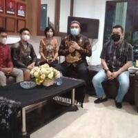 pedagang-yang-ditikam-sempat-jadi-tersangka-polisi-damaikan-korban-dengan-preman