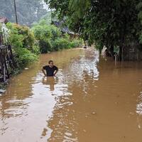pemkot-jakbar-nilai-penyebab-banjir-di-kali-pesanggrahan-akibat-air-kiriman