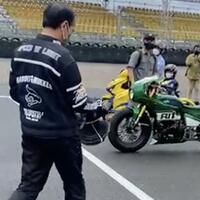 brooom-jokowi-geber-motor-jajal-sirkuit-mandalika
