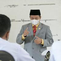 wagub-jabar-tegaskan-pemerkosaan-di-bandung-bukan-di-pesantren