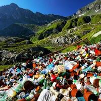 ingat-gunung-bukanlah-tempat-sampah