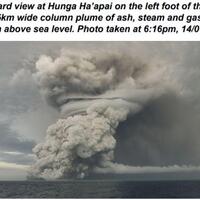 pantai-pasifik-jepang-diterjang-tsunami-setelah-letusan-tonga
