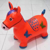 disukai-tapi-serem--inilah-atraksi-kuda--nyemplung--dari-ketinggian-gan