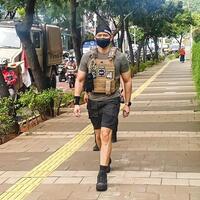 ramai-ahy-lari-pakai-rompi--militer--di-samping-unimog-ini-kata-pd