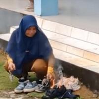 bakar-sepatu-murid-terduga-pelanggar-aturan-guru-ini-dihujat-netizen-di-balik