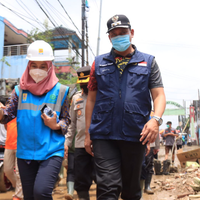 plt-walikot-bekasi-tinjau-banjir-di-pgp