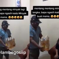 so-sweet-pria-ini-beri-kado-satu-pack-minyak-goreng-untuk-istri
