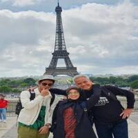 reaksi-netizen-komentari-vandalisme-bertulis-ganjar-di-menara-eiffel