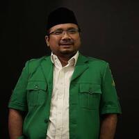 menaq-yaqut-cholil-diduga-bandingkan-suara-adzan-dengan-gonggongan-anjingini-bedanya