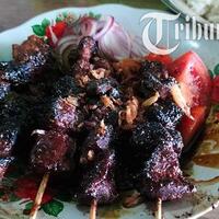 kuliner-legendaris-di-sragen-sate-sapi-pasar-kota-sejak-1960-porsinya-jumbo