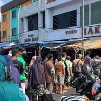 demi-dapat-minyak-goreng-murah-warga-kota-bogor-rela-antre-dari-jam-6-pagi