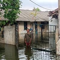 tolong-puluhan-rumah-di-jaktim-ini-sudah-sepekan-kebanjiran
