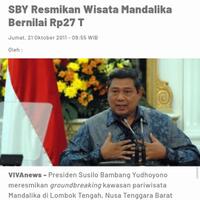 dua-patung-jokowi-menghiasi-motogp-mandalika-2022