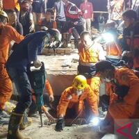 bertambah-korban-tewas-akibat-minimarket-ambruk-di-kalsel-jadi-3-orang