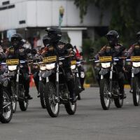 bubarkan-sotr-di-jaksel-tim-patroli-perintis-polda-metro-dilempari-air-keras