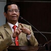 pakar-hukum-sanggah-mahfud-soal-hukum-lgbt-di-ri