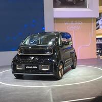 china-bikin-pabrik-baterai-di-indonesia-harga-mobil-listrik-wuling-bakal-murah