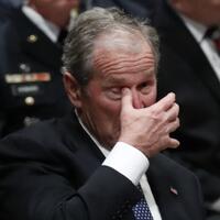 berniat-cerca-rusia-lidah-george-bush-malah--keseleo--akui-invasi-as-ke-irak-brutal