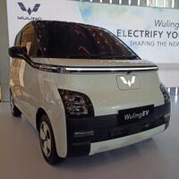 ini-bedanya-wuling-ev-indonesia-dan-hongguang-di-china