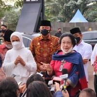sudah-dianggap-keluarga-megawati-singgung-hubungannya-dengan-jokowi-kerap-digoreng2