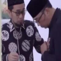 adi-hidayat-ungkap-mimpinya-lihat-pemuda-berenang-dan-tersenyum-teringat-eril