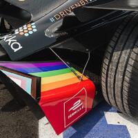 bendera-lgbt-terpampang-di-mobil-pembalap-formula-e-ketua-mui-kewajiban-kita