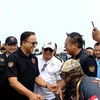 anies-diteriaki--presiden--saat-buka-turnamen-aduan-layangan-di-pik-2