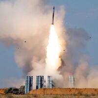 ukraina-menyebut-rusia-telah-memakai-s-300-untuk-serangan-darat-apakah-bisa