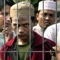 heboh-sejoli-mesum-di-kafe-sukabumi-satpol-pp-turun-tangan