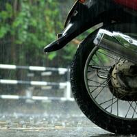 agar-motor-tetap-oke-di-musim-hujan-ini-tipsnya