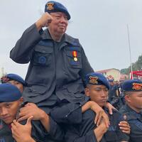 viral-puluhan-prajurit-tni-ad-bentrok-dengan-brimob-di-stadion-kanjuruhan