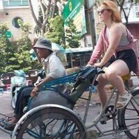 terpopuler-turis-ditipu-tukang-becak-rp-8-juta-buat-10-menit