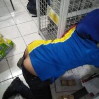 aksi-netizen-boy-cellular-milik-mariana-ahong-pencuri-coklat-habis-kena-bintang-1