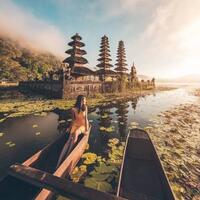 apa-yang-menyebabkan-bali-lebih-terkenal-dibandingkan-pulau-lain-di-indonesia