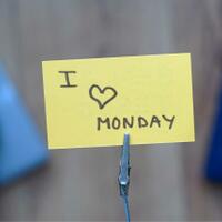 7-hal-ini-pernah-bikin-gansis-semangat-sambut-senin-tiada-cerita-i-dont-like-monday