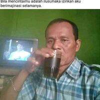 aura-kasih-selalu-buka-hati-ogah-sendiri-terus-cari-suami-untuk-ibadah