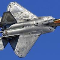 dua-puluh-lima-tahun-f-22-raptor--pesawat-tempur-eksklusif-yang-punya-banyak-masalah