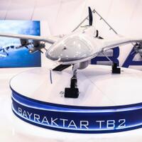 bikin-kejutan-sultan-tajir-dari-timur-tengah-mau-borong-120-drone-tb2-buatan-turki