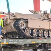 abrams-for-ukraine--yes-or-no