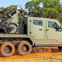 max-3-six-wheeler--kendaraan-anti-drone-yang-dibuat-dari-basis-toyota-land-cruiser