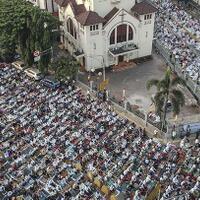 revitalisasi-halte-bus-jatinegara-tutupi-cagar-budaya-gereja