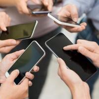 kalian-pelajar-yang-butuh-paket-internet-bebas-worry-smartfren-punya-ini