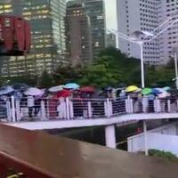 sistem-berubah-penumpang-transj-antre-panjang-payungan-hingga-jpo-karet