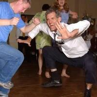 lagi-pengendara-motor-mendadak-kesurupan-saat-ditilang-ternyata-ini-penyebabnya